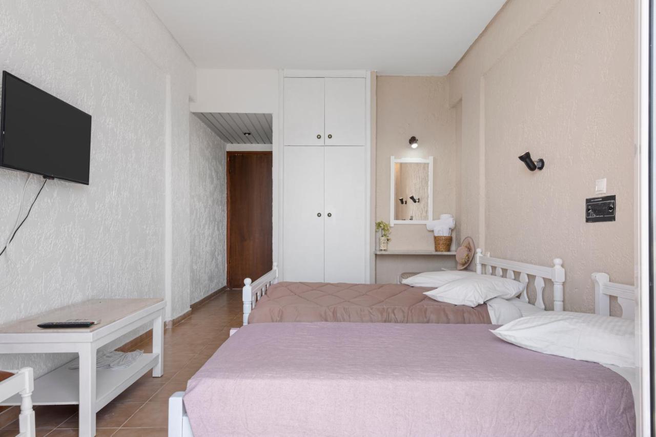 Alexandros B Hotel Nikiana Exterior photo