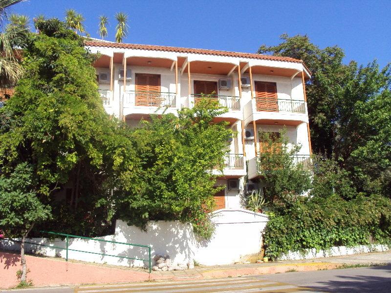 Alexandros B Hotel Nikiana Exterior photo