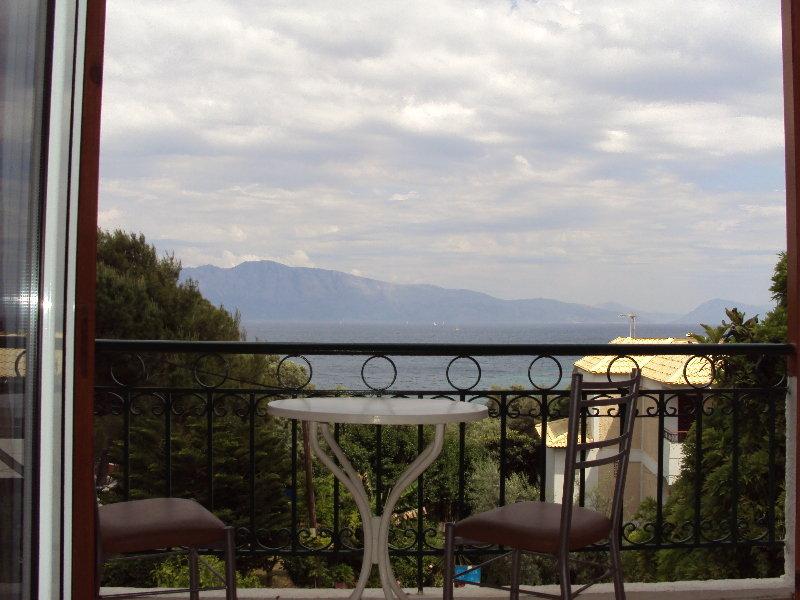 Alexandros B Hotel Nikiana Exterior photo